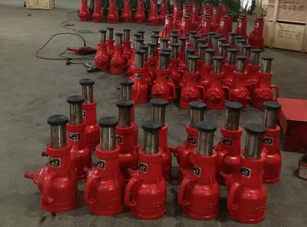機(jī)械千斤頂庫(kù)存產(chǎn)品實(shí)拍圖